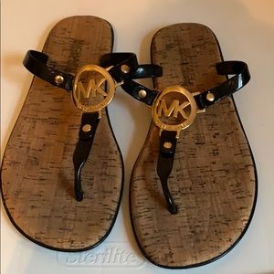 Michael kors flip flop